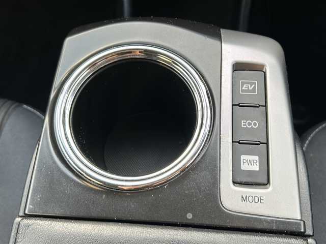 トヨタ プリウス α S ツーリングセレクション 愛知県 2016(平28)年 11.4万km アティチュードブラックマイカ /禁煙車/ワンオーナー//ALPINE9インチSDナビ//フルセグTV//Bluetooth//CD・DVD//FM・AM//バックカメラ//ビルトインETC//前方ドライブレコーダー//LEDオートライト・フォグランプ//純正フロアマット//純正ドアバイザー//プッシュスタート//ISOFIX//スペアキー//取扱説明書/新車保証書