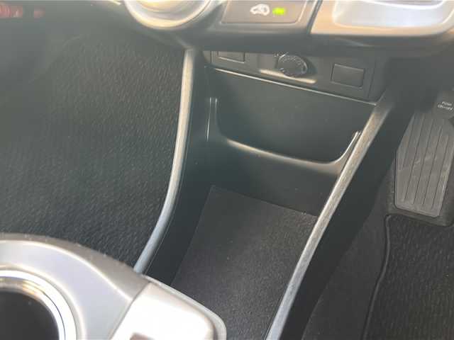 トヨタ プリウス α S ツーリングセレクション 愛知県 2016(平28)年 11.4万km アティチュードブラックマイカ /禁煙車/ワンオーナー//ALPINE9インチSDナビ//フルセグTV//Bluetooth//CD・DVD//FM・AM//バックカメラ//ビルトインETC//前方ドライブレコーダー//LEDオートライト・フォグランプ//純正フロアマット//純正ドアバイザー//プッシュスタート//ISOFIX//スペアキー//取扱説明書/新車保証書