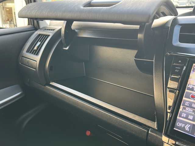 トヨタ プリウス α S ツーリングセレクション 愛知県 2016(平28)年 11.4万km アティチュードブラックマイカ /禁煙車/ワンオーナー//ALPINE9インチSDナビ//フルセグTV//Bluetooth//CD・DVD//FM・AM//バックカメラ//ビルトインETC//前方ドライブレコーダー//LEDオートライト・フォグランプ//純正フロアマット//純正ドアバイザー//プッシュスタート//ISOFIX//スペアキー//取扱説明書/新車保証書