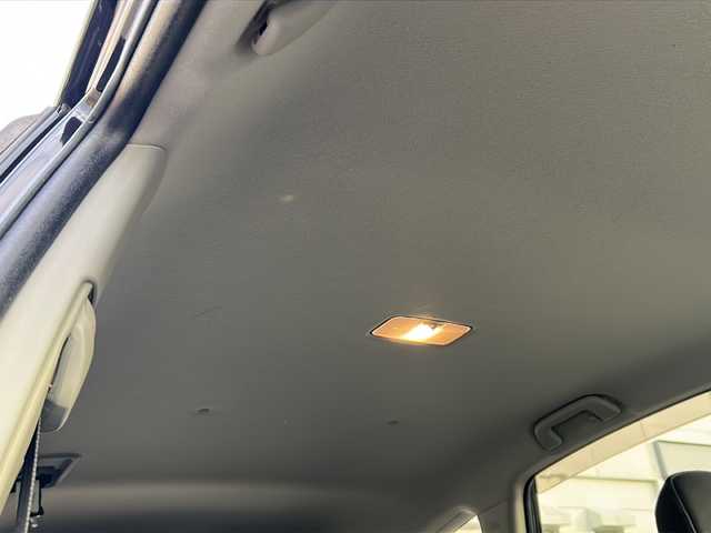 トヨタ プリウス α S ツーリングセレクション 愛知県 2016(平28)年 11.4万km アティチュードブラックマイカ /禁煙車/ワンオーナー//ALPINE9インチSDナビ//フルセグTV//Bluetooth//CD・DVD//FM・AM//バックカメラ//ビルトインETC//前方ドライブレコーダー//LEDオートライト・フォグランプ//純正フロアマット//純正ドアバイザー//プッシュスタート//ISOFIX//スペアキー//取扱説明書/新車保証書