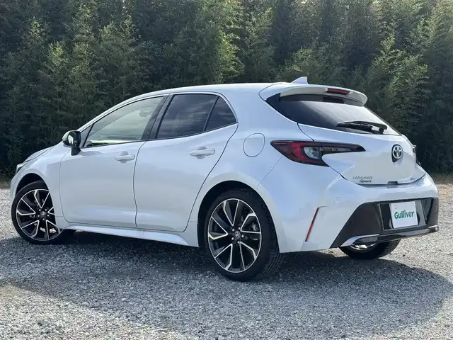 トヨタ カローラ スポーツ ハイブリッドG Z 兵庫県 2025(令7)年 1.2万km パール 純正ナビ/フルセグTV/バックカメラ/Bluetooth接続可/ビルトインETC2.0/ドライブレコーダー/シートヒーター前2席/AUTOハイビーム/AUTOライト/LEDヘッドライト/LEDフォグランプ/トヨターセーフティセンス/レーダークルーズコントロール/レーンキープアシスト/パーキングセンサー前後/純正18インチAW