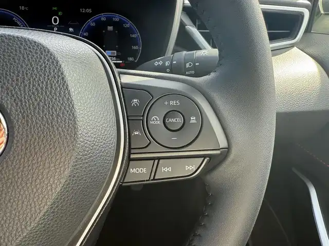 トヨタ カローラ スポーツ ハイブリッドG Z 兵庫県 2025(令7)年 1.2万km パール 純正ナビ/フルセグTV/バックカメラ/Bluetooth接続可/ビルトインETC2.0/ドライブレコーダー/シートヒーター前2席/AUTOハイビーム/AUTOライト/LEDヘッドライト/LEDフォグランプ/トヨターセーフティセンス/レーダークルーズコントロール/レーンキープアシスト/パーキングセンサー前後/純正18インチAW