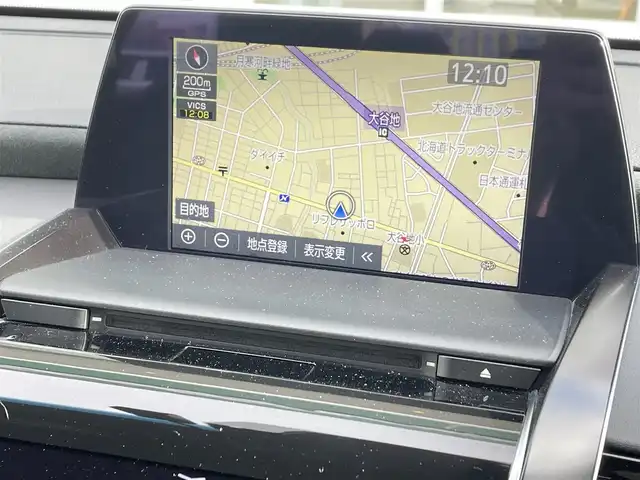 トヨタ クラウン ハイブリッド S Four 道央・札幌 2019(令1)年 6.2万km ホワイトパールクリスタルシャイン ・4WD/・衝突軽減ブレーキ/・寒冷地仕様/・純正ナビ/CD&DVD&BT&フルセグTV/・バックカメラ/・ハーフレザー/・前席シートヒーター/・ステアリングヒーター/・パドルシフト/・ハンズフリー/・前方ドライブレコーダー/・前後コーナーセンサー/・クリアランスソナー(後ろのみ)/・ビルトインETC/・置くだけ充電/・ABS/・横滑り防止装置/・レーンキープアシスト/・盗難防止装置/・オートリトラミラー/・オートライト/・LEDヘッドライト/・純正フロアマット/・スペアキー/・保証書/・取扱説明書