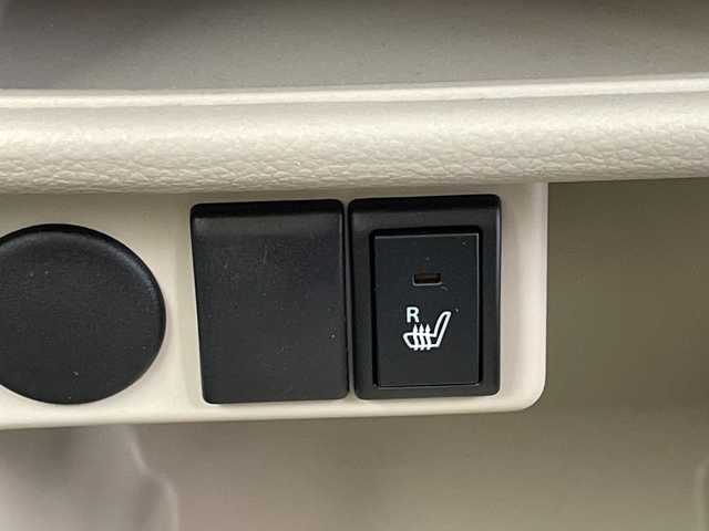 スズキ ラパン S 愛知県 2017(平29)年 0.3万km コフレピンクパールメタリック/ホワイト2トーンルーフ SDナビ/シートヒーター/HIDライト/オートライト/ドライブレコーダー/衝突軽減システム/フルセグ/CD DVD/Bluetooth/ステアリングスイッチ/スマートキー/プッシュスタート