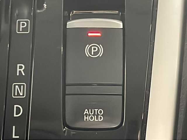 日産 セレナ ハイウェイスターVセレクションⅡ 沖縄県 2019(平31)年 6.9万km マルーンレッド 2トーン 県外仕入れ/禁煙車/純正9インチナビ/【CD/DVD/フルセグTV/BT】/プロパイロット/干す前方/アラウンドビューモニター/11インチ純正フリップダウンモニター/ETC/デジタルインナーミラー/両側パワースライドドア/ハンズフリーオートスライドドア/衝突被害軽減ブレーキ/前後コーナーセンサー/レーンキープアシスト/オートハイビーム/純正LEDヘッドライト/オートライト/16インチ純正アルミ/スマートキー