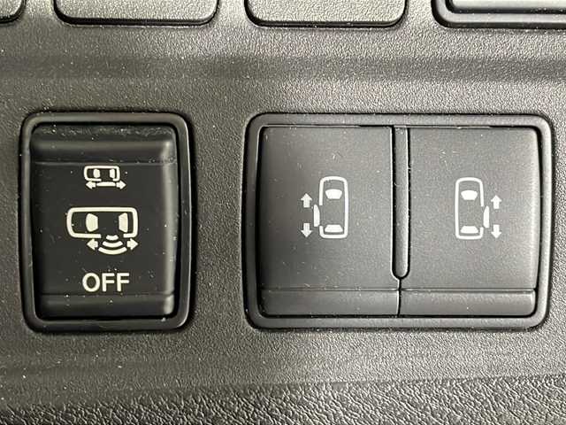 日産 セレナ ハイウェイスターVセレクションⅡ 沖縄県 2019(平31)年 6.9万km マルーンレッド 2トーン 県外仕入れ/禁煙車/純正9インチナビ/【CD/DVD/フルセグTV/BT】/プロパイロット/干す前方/アラウンドビューモニター/11インチ純正フリップダウンモニター/ETC/デジタルインナーミラー/両側パワースライドドア/ハンズフリーオートスライドドア/衝突被害軽減ブレーキ/前後コーナーセンサー/レーンキープアシスト/オートハイビーム/純正LEDヘッドライト/オートライト/16インチ純正アルミ/スマートキー