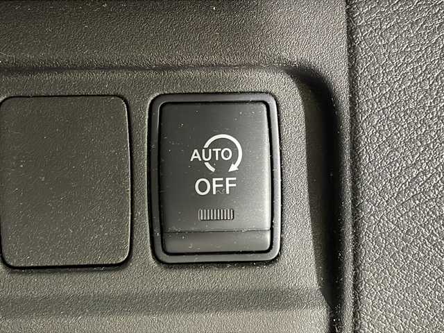 日産 セレナ ハイウェイスターVセレクションⅡ 沖縄県 2019(平31)年 6.9万km マルーンレッド 2トーン 県外仕入れ/禁煙車/純正9インチナビ/【CD/DVD/フルセグTV/BT】/プロパイロット/干す前方/アラウンドビューモニター/11インチ純正フリップダウンモニター/ETC/デジタルインナーミラー/両側パワースライドドア/ハンズフリーオートスライドドア/衝突被害軽減ブレーキ/前後コーナーセンサー/レーンキープアシスト/オートハイビーム/純正LEDヘッドライト/オートライト/16インチ純正アルミ/スマートキー