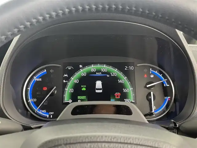 トヨタ ヴォクシー ハイブリッド S－Z 大分県 2023(令5)年 4.5万km アティチュードブラックマイカ 純正ディスプレイオーディオ/CD/DVD/BT/フルセグTV（キャンセラー付き）/純正フリップダウンモニター/ETC2.0 /快適利便パッケージHigh/・ハンズフリースライドドア/・パワーバックドア/・全席シートヒーター/・ステアリングヒーター/・オットマン/電動パーキング/オートブレーキホールド/両側パワースライドドア/トヨタセーフティセンス/ブラインドスポットモニター/クリアランスソナー/ステアリングヒーター/オートハイビーム/LEDヘッドライト/ドライブレコーダー