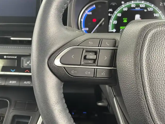 トヨタ ヴォクシー ハイブリッド S－Z 大分県 2023(令5)年 4.5万km アティチュードブラックマイカ 純正ディスプレイオーディオ/CD/DVD/BT/フルセグTV（キャンセラー付き）/純正フリップダウンモニター/ETC2.0 /快適利便パッケージHigh/・ハンズフリースライドドア/・パワーバックドア/・全席シートヒーター/・ステアリングヒーター/・オットマン/電動パーキング/オートブレーキホールド/両側パワースライドドア/トヨタセーフティセンス/ブラインドスポットモニター/クリアランスソナー/ステアリングヒーター/オートハイビーム/LEDヘッドライト/ドライブレコーダー