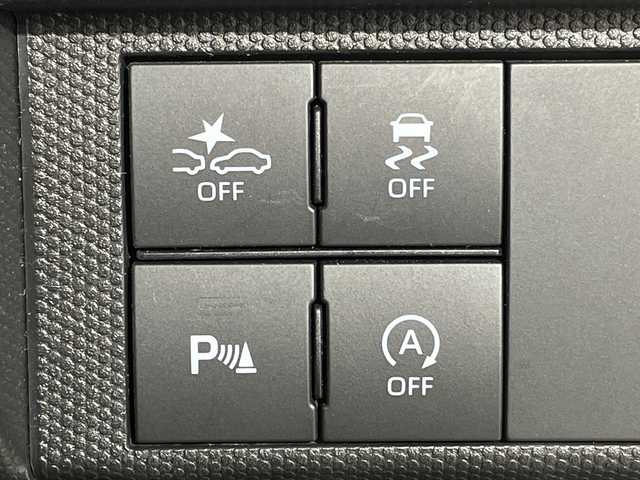 ダイハツ タフト G 神奈川県 2022(令4)年 0.8万km フォレストカーキメタリック ガラスルーフ/純正メモリーナビ【NMZK-W72D】/AM　FM　フルセグ　DVD　CD　USB　SD　Bluetooth/バックカメラ/スマートアシスト/前席シートヒーター/ビルトインETC/ナビ連動前後ドライブレコーダー/革巻ステアリング/ステアリングリモコン/ブレーキホールド/ISOFIX対応/フロアマット/スマートキー×2/保証書/取扱説明書/LEDヘッドライト/フォグランプ/ルーフレール/純正15インチAW/ドアバイザー/先行車発進お知らせ/衝突警報/車線逸脱警報/標識認識/ふらつき警報/謝前逸脱抑制/LKC（レーンキープコントロール）