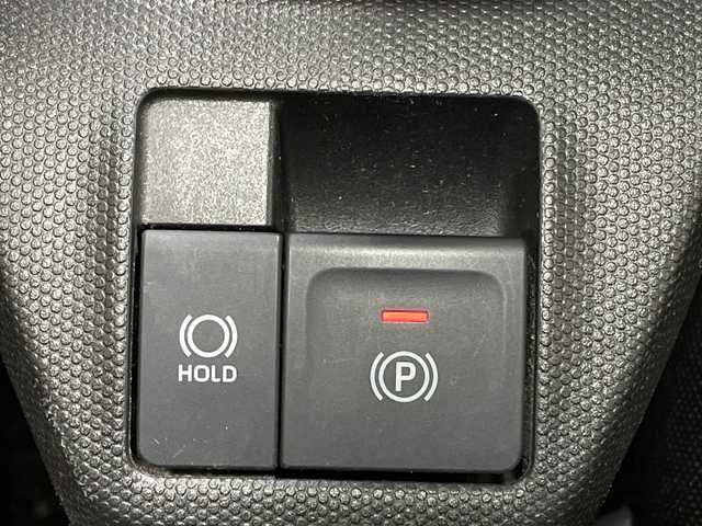 ダイハツ タフト G 神奈川県 2022(令4)年 0.8万km フォレストカーキメタリック ガラスルーフ/純正メモリーナビ【NMZK-W72D】/AM　FM　フルセグ　DVD　CD　USB　SD　Bluetooth/バックカメラ/スマートアシスト/前席シートヒーター/ビルトインETC/ナビ連動前後ドライブレコーダー/革巻ステアリング/ステアリングリモコン/ブレーキホールド/ISOFIX対応/フロアマット/スマートキー×2/保証書/取扱説明書/LEDヘッドライト/フォグランプ/ルーフレール/純正15インチAW/ドアバイザー/先行車発進お知らせ/衝突警報/車線逸脱警報/標識認識/ふらつき警報/謝前逸脱抑制/LKC（レーンキープコントロール）