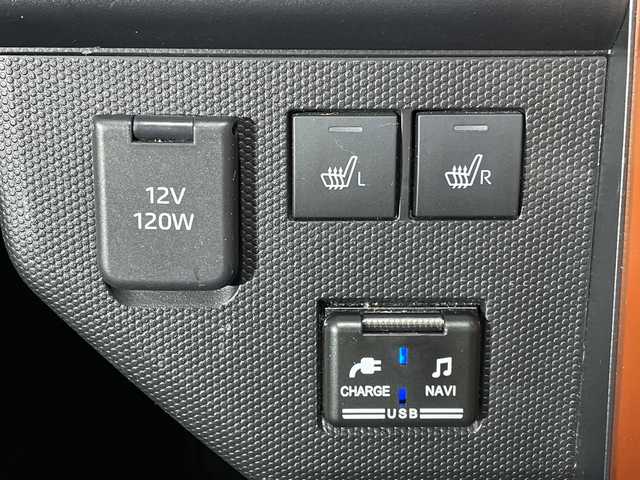 ダイハツ タフト G 神奈川県 2022(令4)年 0.8万km フォレストカーキメタリック ガラスルーフ/純正メモリーナビ【NMZK-W72D】/AM　FM　フルセグ　DVD　CD　USB　SD　Bluetooth/バックカメラ/スマートアシスト/前席シートヒーター/ビルトインETC/ナビ連動前後ドライブレコーダー/革巻ステアリング/ステアリングリモコン/ブレーキホールド/ISOFIX対応/フロアマット/スマートキー×2/保証書/取扱説明書/LEDヘッドライト/フォグランプ/ルーフレール/純正15インチAW/ドアバイザー/先行車発進お知らせ/衝突警報/車線逸脱警報/標識認識/ふらつき警報/謝前逸脱抑制/LKC（レーンキープコントロール）