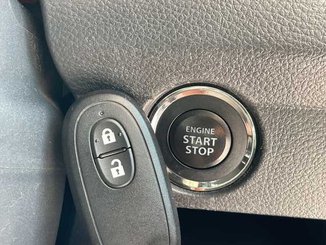 スズキ ハスラー G 愛知県 2015(平27)年 4.5万km パッションオレンジマイカ/スペリアホワイト 純正ナビ/シートヒーター/バックカメラ/ステアリングスイッチ/スマートキー/衝突軽減システム/プッシュスタート/スマートキー