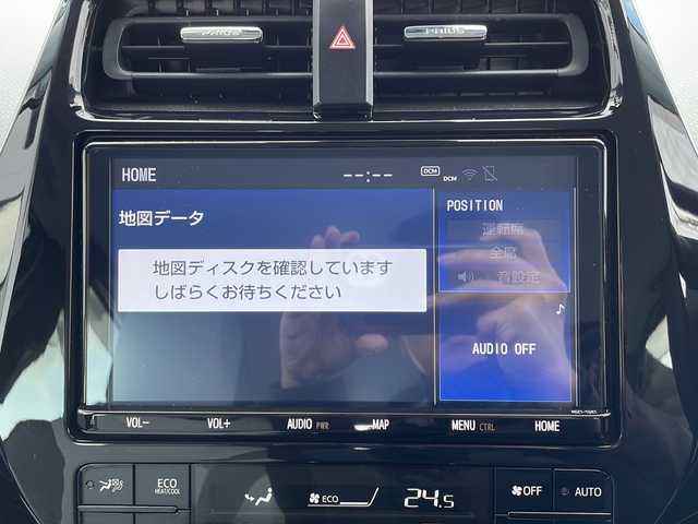 トヨタ プリウス ＰＨＶ A プレミアム 山口県 2020(令2)年 7.9万km アティチュードブラックマイカ 禁煙車/純正9インチナビ【NSZT-W68T】/ドライブレコーダー/ＥＴＣ２．０/追従型クルーズコントロール/アラウンドビューモニター/シートヒーター/シートベンチレーション/純正17インチアルミホイール/レザーシート/パーキングアシスト/ヘッドアップディスプレイ/運転席パワーシート/オートハイビーム/LEDヘッドランプ/LEDフォグランプ/qi充電/ドアバイザー/スペアキー×１/電動格納ウインカーミラー/衝突被害軽減装置/横滑り防止装置/盗難防止装置/車線逸脱防止装置