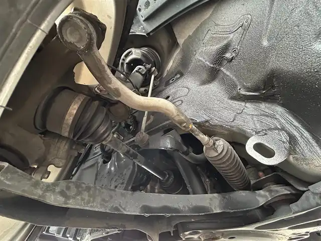 スズキ スイフト XG 滋賀県 2014(平26)年 6.9万km ルミナスブルーM ガソリン/2WD(FF)/5速MT/カーオーディオ/（FM/AM/CD）/電動格納ミラー/ハロゲンライト/ヘッドライトレベリング/フルオートエアコン/プッシュスタート/スマートキー/パワーウィンドウ/パワーステアリング/純正フロアマット/ドアバイザー