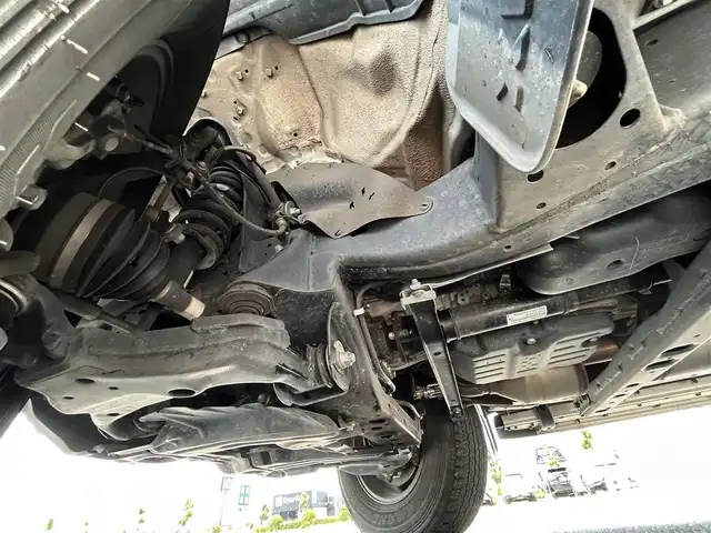 トヨタ ハイラックス Z 滋賀県 2021(令3)年 2.9万km スーパーホワイトⅡ ディーゼル/4WD(F4)/6速AT/7インチ社外ナビ【CN-RE07WD】/(FM/AM/CD/DVD/フルセグ/Bluetooth)/バックカメラ/ETC/ハードトノカバー/プリクラッシュブレーキアシスト	/レーンキープアシスト	/レーダークルーズコントロール/標識検知機能	/電動格納ミラー/アイドリングストップ/革巻きステアリング/ステアリングスイッチ/オートライト/LEDヘッドライト/フロントフォグ/フルオートエアコン/プッシュスタート/スマートキー/スペアキー/純正フロアマット