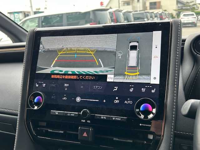 トヨタ アルファード Z 大阪府 2024(令6)年 0.6万km プラチナホワイトパールマイカ ナビ　/フルセグ　/全方位カメラ　/サンルーフ　（OP）/ヘッドアップディスプレイ　（OP）/デジタルインナーミラー　（OP）/トヨタアドバンスドパーク　（OP）/スペアタイヤ　（OP）/ブラインドスポットモニター　/両側パワースライド　/パワーバックドア/レザーシート/シートヒーター/エアーシート/置くだけ充電