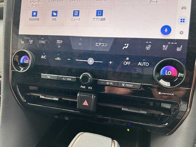 トヨタ アルファード Z 大阪府 2024(令6)年 0.6万km プラチナホワイトパールマイカ ナビ　/フルセグ　/全方位カメラ　/サンルーフ　（OP）/ヘッドアップディスプレイ　（OP）/デジタルインナーミラー　（OP）/トヨタアドバンスドパーク　（OP）/スペアタイヤ　（OP）/ブラインドスポットモニター　/両側パワースライド　/パワーバックドア/レザーシート/シートヒーター/エアーシート/置くだけ充電