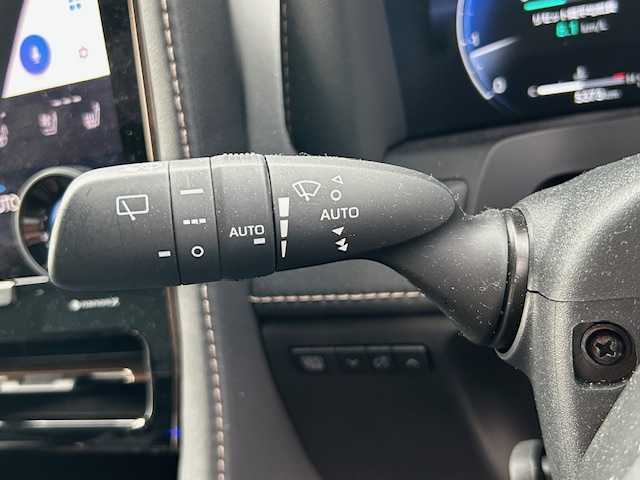 トヨタ アルファード Z 大阪府 2024(令6)年 0.6万km プラチナホワイトパールマイカ ナビ　/フルセグ　/全方位カメラ　/サンルーフ　（OP）/ヘッドアップディスプレイ　（OP）/デジタルインナーミラー　（OP）/トヨタアドバンスドパーク　（OP）/スペアタイヤ　（OP）/ブラインドスポットモニター　/両側パワースライド　/パワーバックドア/レザーシート/シートヒーター/エアーシート/置くだけ充電