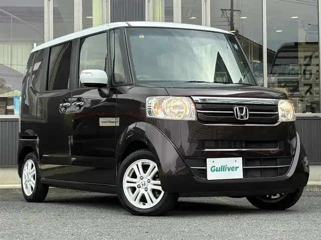 ホンダ Ｎ ＢＯＸ G Lパッケージ 京都府 2017(平29)年 3.9万km 茶Ⅱ ワンオーナー/片側パワースライドドア/純正SDナビ/・フルセグTV/・CD/DVD/SD再生/・BT接続/・バックカメラ＜マルチアングル＞/Bin ETC＜ナビ連動＞/アイドリングストップ/後席ロールサンシェード/プラズマクラスター内臓オートエアコン/プッシュスタート/スマートキー×2個/運転席シートハイトアジャスター/ハーフシェイドフロントウインドウ/純正フロアマット/純正14インチアルミホイール/車両保証書/車両取説/ナビ取説