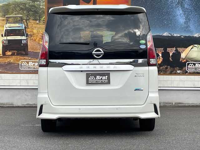 日産 セレナ ハイウェイスター プロパイロットED 愛知県 2016(平28)年 13.8万km ブリリアントホワイトパール プロパイロット/純正ナビ/フルセグTV/バックカメラ/フリップダウンモニター/両側電動スライドドア/LEDヘッドライト/電動パーキングブレーキ/プッシュスタート/スマートキー