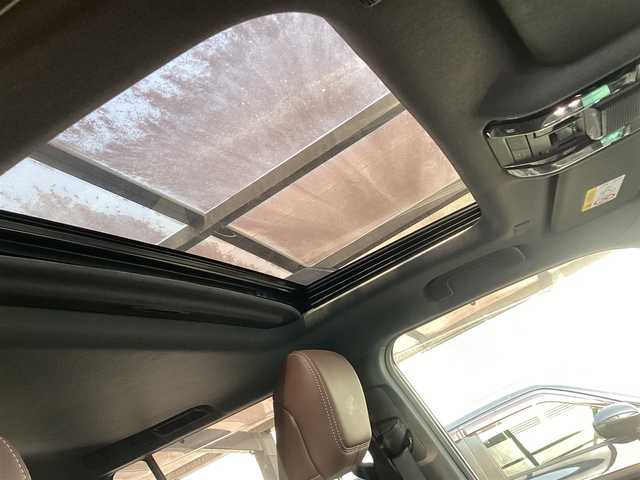 トヨタ ランドクルーザー ２５０ ZX 千葉県 2024(令6)年 0.3万km パール 純正ナビゲーション/bluetooth/TV/マルチテレインモニター/12.3インチディスプレイオーディオプラス/JBLプレミアムサウンドシステム/opヒッチメンバー/ベンチレーション機能つき快適温熱シート/D/N2列目シート/トヨタチームメイト/ETC2.0