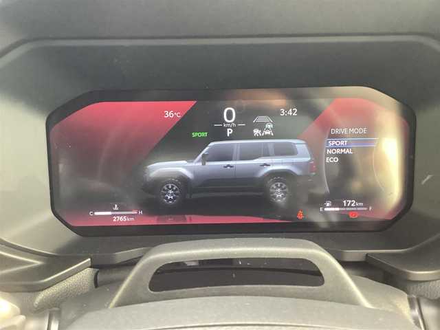 トヨタ ランドクルーザー ２５０ ZX 千葉県 2024(令6)年 0.3万km パール 純正ナビゲーション/bluetooth/TV/マルチテレインモニター/12.3インチディスプレイオーディオプラス/JBLプレミアムサウンドシステム/opヒッチメンバー/ベンチレーション機能つき快適温熱シート/D/N2列目シート/トヨタチームメイト/ETC2.0