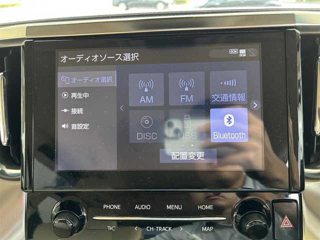 トヨタ アルファード X 長崎県 2021(令3)年 6.5万km ホワイトパールクリスタルシャイン ・プッシュスタート/・純正ディスプレイオーディオ（AM/FM/TV/DVD）/・ブルートゥース/・デジタルインナーミラー/・オートライト/・オートハイビーム/・ハンドルスイッチ/・クルーズコントロール/・ブレーキホールド/・パーキングアシスト/・USB/・AC１００V/・横滑り防止装置/・レーンキープアシスト/・フリップダウンモニター