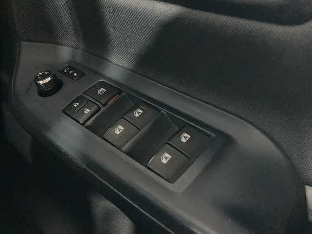 トヨタ ヴォクシー ZS 沖縄県 2015(平27)年 8.7万km ブラッキッシュアゲハガラスフレーク 禁煙車/社外ナビ/Bluetooth/フルセグTV/AM/FM/パワースライドドア/8人乗り/アイドリングストップ/ステアリングリモコン/マニュアルモード付オートマ/スマートキー/プッシュスタート/前席オートパワーウィンドウ/ＥＴＣ/サンシェード