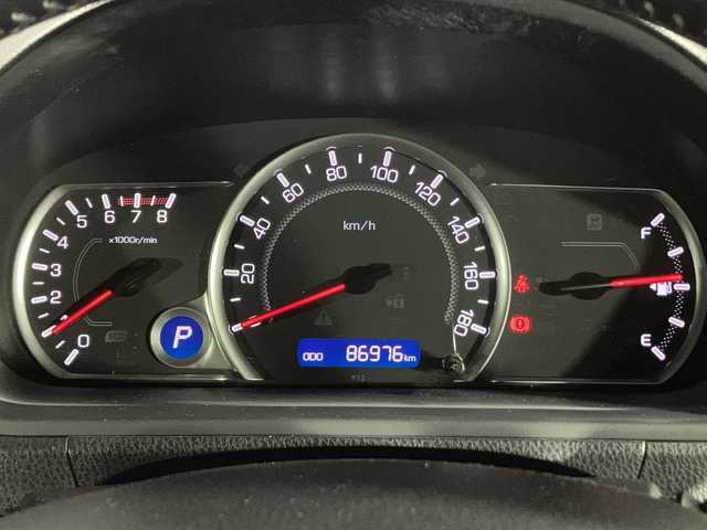 トヨタ ヴォクシー ZS 沖縄県 2015(平27)年 8.7万km ブラッキッシュアゲハガラスフレーク 禁煙車/社外ナビ/Bluetooth/フルセグTV/AM/FM/パワースライドドア/8人乗り/アイドリングストップ/ステアリングリモコン/マニュアルモード付オートマ/スマートキー/プッシュスタート/前席オートパワーウィンドウ/ＥＴＣ/サンシェード