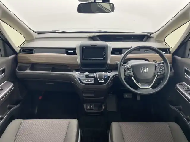 ホンダ フリード ハイブリット G 群馬県 2023(令5)年 3.7万km スーパープラチナグレーメタリック 純正ナビ バックカメラ 両側電動スライドドア シートヒーター ETC 前後ドラレコ アダプティブクルーズコントロール 衝突被害軽減ブレーキ ステアリングスイッチ LEDライト スマートキー 禁煙車