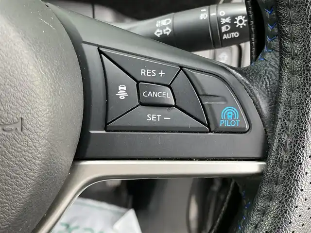 日産 セレナ オーテック セーフティパッケージ 香川県 2019(平31)年 7.7万km ダークメタルグレー ワンオーナー/プロパイロット/純正9インチナビ/フリップダウンモニター/両側パワースライドドア/インテリジェントオートスライド/アラウンドビュー/バックカメラ/革巻きステアリング/ステアリングリモコン/LEDヘッドライト/フォグライト/スマートキー/プッシュスタート/BSM/インテリジェントルームミラー