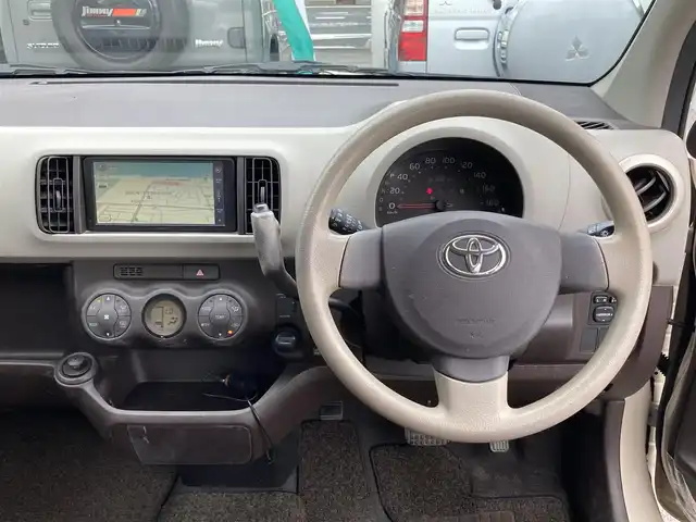 トヨタ パッソ プラスハナ 鳥取県 2011(平23)年 9.8万km キナコメタリック 登録時走行距離：98001km/ディーラー純正SDナビ/　CD ワンセグTV/バックカメラ/オートエアコン/ベンチシート/シートリフター/分割可倒後席シート/レベライザヘッドライト/フォグランプ/ドアバイザー/リモコンキー/スペアキー