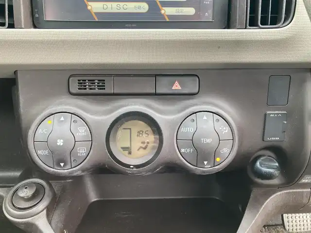 トヨタ パッソ プラスハナ 鳥取県 2011(平23)年 9.8万km キナコメタリック 登録時走行距離：98001km/ディーラー純正SDナビ/　CD ワンセグTV/バックカメラ/オートエアコン/ベンチシート/シートリフター/分割可倒後席シート/レベライザヘッドライト/フォグランプ/ドアバイザー/リモコンキー/スペアキー