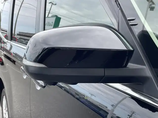 トヨタ ノア ハイブリッド Z 青森県 2023(令5)年 3.1万km アティチュードブラックマイカ ４WD/純正ディスプレイオーディオ/TV/CD/DVD/BT/ETC2.0/ドライブレコーダー/純正エンジンスターター/シートヒーター/アラウンドビューモニター/バックカメラ/バックドアオープンスイッチ/トヨタセーフティセンス/クルーズコントロール（追従有）/前席シートヒーター/オートライト/ハイビームアシスト/１６インチ純正ホイール/純正フロアマット