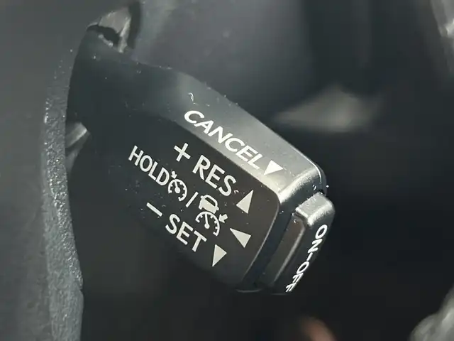 トヨタ アルファード S Cパッケージ 愛知県 2022(令4)年 2.8万km ホワイトパールクリスタルシャイン 禁煙車/純正10インチナビ/（ＤＶＤ/Bluetooth/ＡＭ/ＦＭ/USB）/バックカメラ/Ｗサンルーフ/純正フリップダウンモニター/AC100V電源/トヨタセーフティセンス/・プリクラッシュセーフティ/・レーンディパーチャーアラート/・レーダークルーズコントロール/・オートマチックハイビーム/・ブラインドスポットモニター/コーナーセンサー/デジタルインナーミラー/ドライブレコーダー/ETC/ステアリングヒーター/オットマン/シートヒーター/シートベンチレーション/パワーシート/メモリシート/両側パワースライドドア/パワーバックドア/純正18インチアルミホイール/LEDヘッドライト/フロントフォグランプ/オートライト/純正フロアマット/スマートキー/プッシュスタート/スペアキー有