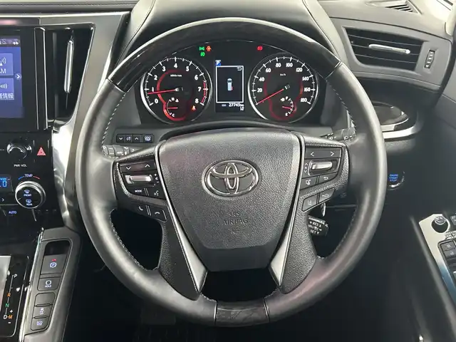トヨタ アルファード S Cパッケージ 愛知県 2022(令4)年 2.8万km ホワイトパールクリスタルシャイン 禁煙車/純正10インチナビ/（ＤＶＤ/Bluetooth/ＡＭ/ＦＭ/USB）/バックカメラ/Ｗサンルーフ/純正フリップダウンモニター/AC100V電源/トヨタセーフティセンス/・プリクラッシュセーフティ/・レーンディパーチャーアラート/・レーダークルーズコントロール/・オートマチックハイビーム/・ブラインドスポットモニター/コーナーセンサー/デジタルインナーミラー/ドライブレコーダー/ETC/ステアリングヒーター/オットマン/シートヒーター/シートベンチレーション/パワーシート/メモリシート/両側パワースライドドア/パワーバックドア/純正18インチアルミホイール/LEDヘッドライト/フロントフォグランプ/オートライト/純正フロアマット/スマートキー/プッシュスタート/スペアキー有