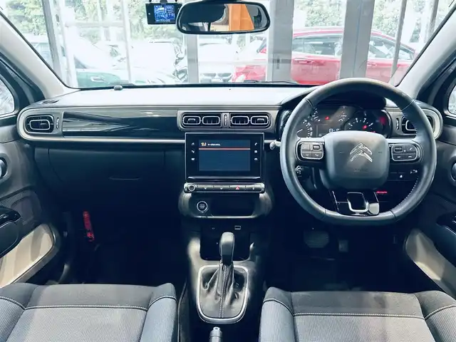 シトロエン Ｃ３ シャイン 大阪府 2021(令3)年 4.2万km サーブル ワンオーナー/純正ナビ/TV/バックカメラ/applecarplay/純正16インチAW/クルコン/クリアランスソナー/ブラインドスポット/ETC/ドラレコ/スマートキー