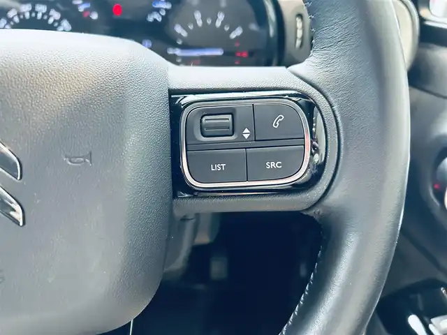 シトロエン Ｃ３ シャイン 大阪府 2021(令3)年 4.2万km サーブル ワンオーナー/純正ナビ/TV/バックカメラ/applecarplay/純正16インチAW/クルコン/クリアランスソナー/ブラインドスポット/ETC/ドラレコ/スマートキー