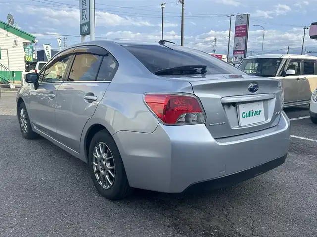スバル インプレッサ Ｇ４ 1．6i 福島県 2015(平27)年 6.6万km アイスシルバーメタリック 4WD/社外モニター（CD/DVD/FM/AM）/ETC/横滑り防止/ドアバイザー/バックカメラ/フォグランプ/スペアキー１本/取扱説明書