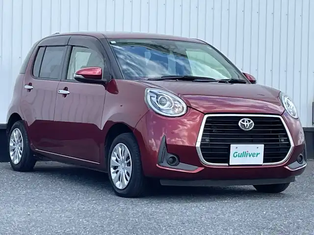 トヨタ パッソ モーダ 千葉県 2018(平30)年 5.4万km ファイアークォーツレッドM 純正7インチナビ/(AM/FM/Bluetooth/フルセグTV)/バックカメラ/衝突被害軽減システム/車線逸脱警報/横滑り防止装置/ETC2.0/前後ドライブレコーダー/アイドリングストップ/LEDヘッドライト/オートライト/ウィンカーミラー/電動格納ミラー/シートリフター/禁煙車/プッシュスタート/スマートキー/フロアマット/ドアバイザー/スペアキー