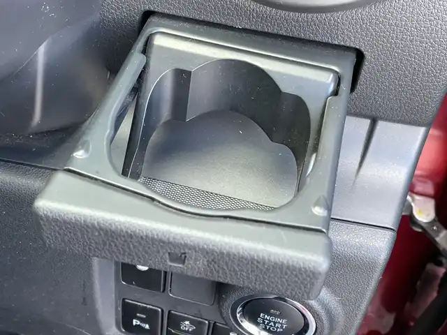 トヨタ パッソ モーダ 千葉県 2018(平30)年 5.4万km ファイアークォーツレッドM 純正7インチナビ/(AM/FM/Bluetooth/フルセグTV)/バックカメラ/衝突被害軽減システム/車線逸脱警報/横滑り防止装置/ETC2.0/前後ドライブレコーダー/アイドリングストップ/LEDヘッドライト/オートライト/ウィンカーミラー/電動格納ミラー/シートリフター/禁煙車/プッシュスタート/スマートキー/フロアマット/ドアバイザー/スペアキー