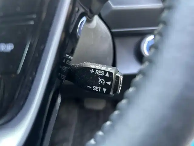 トヨタ アクア G 東京都 2020(令2)年 1万km クリアエメラルドパールクリスタルシャイン 純正ナビ（NSCN-W68）/・Bluetooth/TV/CD/DVD/SD/ドライブレコーダー（DC-DR652）/クルーズコントロース/レーンアシスト/横滑り防止装置/盗難防止装置/衝突被害軽減システム/オートライト/オートハイビーム/コーナーセンサー/全周囲カメラ/オプションカラー（クリアエメラルドパールクリスタルシャイン）/電動格納ミラー/取扱説明書