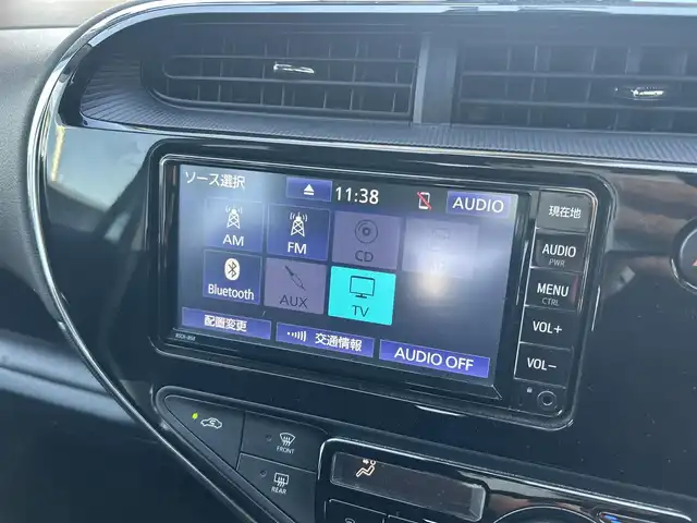 トヨタ アクア G 東京都 2020(令2)年 1万km クリアエメラルドパールクリスタルシャイン 純正ナビ（NSCN-W68）/・Bluetooth/TV/CD/DVD/SD/ドライブレコーダー（DC-DR652）/クルーズコントロース/レーンアシスト/横滑り防止装置/盗難防止装置/衝突被害軽減システム/オートライト/オートハイビーム/コーナーセンサー/全周囲カメラ/オプションカラー（クリアエメラルドパールクリスタルシャイン）/電動格納ミラー/取扱説明書