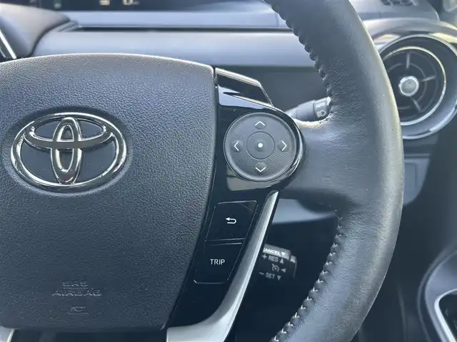 トヨタ アクア G 東京都 2020(令2)年 1万km クリアエメラルドパールクリスタルシャイン 純正ナビ（NSCN-W68）/・Bluetooth/TV/CD/DVD/SD/ドライブレコーダー（DC-DR652）/クルーズコントロース/レーンアシスト/横滑り防止装置/盗難防止装置/衝突被害軽減システム/オートライト/オートハイビーム/コーナーセンサー/全周囲カメラ/オプションカラー（クリアエメラルドパールクリスタルシャイン）/電動格納ミラー/取扱説明書