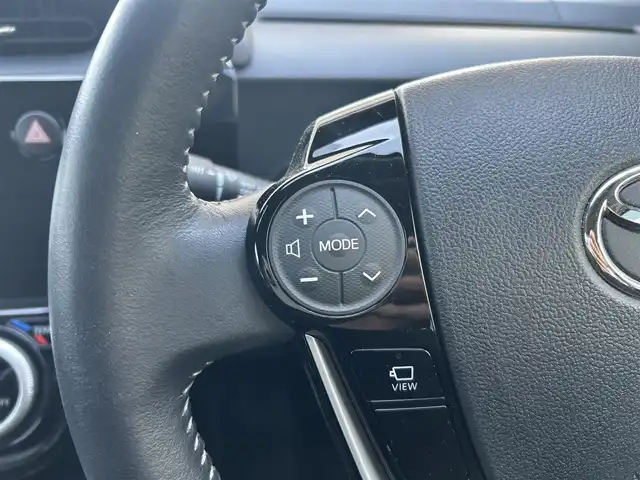 トヨタ アクア G 東京都 2020(令2)年 1万km クリアエメラルドパールクリスタルシャイン 純正ナビ（NSCN-W68）/・Bluetooth/TV/CD/DVD/SD/ドライブレコーダー（DC-DR652）/クルーズコントロース/レーンアシスト/横滑り防止装置/盗難防止装置/衝突被害軽減システム/オートライト/オートハイビーム/コーナーセンサー/全周囲カメラ/オプションカラー（クリアエメラルドパールクリスタルシャイン）/電動格納ミラー/取扱説明書