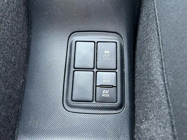 トヨタ アクア G 東京都 2020(令2)年 1万km クリアエメラルドパールクリスタルシャイン 純正ナビ（NSCN-W68）/・Bluetooth/TV/CD/DVD/SD/ドライブレコーダー（DC-DR652）/クルーズコントロース/レーンアシスト/横滑り防止装置/盗難防止装置/衝突被害軽減システム/オートライト/オートハイビーム/コーナーセンサー/全周囲カメラ/オプションカラー（クリアエメラルドパールクリスタルシャイン）/電動格納ミラー/取扱説明書