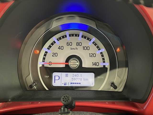 スズキ ハスラー Jスタイル 千葉県 2015(平27)年 6万km フェニックスレッドパール/ホワイト2トーンルーフ 衝突軽減装置/社外ナビ（AVIC-ZH0099）/フルセグテレビ/Bluetooth/CD・DVD/ETC/純正マット/純正バイザー/シートヒーター（運転席・助手席）/フォグランプ/アイドリングストップ