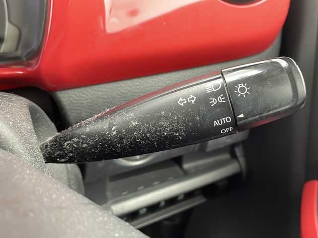 スズキ ハスラー Jスタイル 千葉県 2015(平27)年 6万km フェニックスレッドパール/ホワイト2トーンルーフ 衝突軽減装置/社外ナビ（AVIC-ZH0099）/フルセグテレビ/Bluetooth/CD・DVD/ETC/純正マット/純正バイザー/シートヒーター（運転席・助手席）/フォグランプ/アイドリングストップ