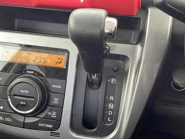 スズキ ハスラー Jスタイル 千葉県 2015(平27)年 6万km フェニックスレッドパール/ホワイト2トーンルーフ 衝突軽減装置/社外ナビ（AVIC-ZH0099）/フルセグテレビ/Bluetooth/CD・DVD/ETC/純正マット/純正バイザー/シートヒーター（運転席・助手席）/フォグランプ/アイドリングストップ